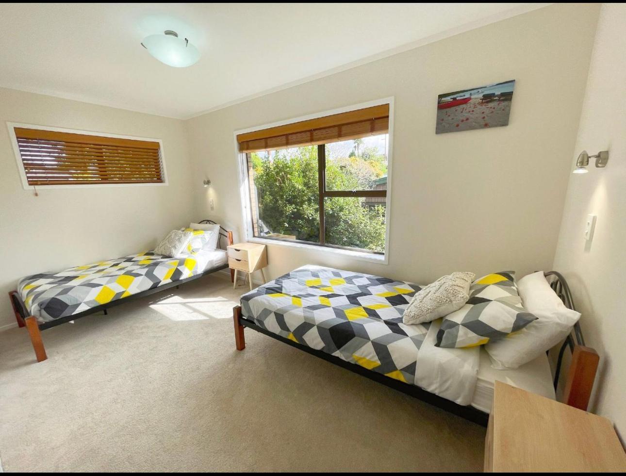 Spacious Retreat With Mountain View Rotorua Ngoại thất bức ảnh