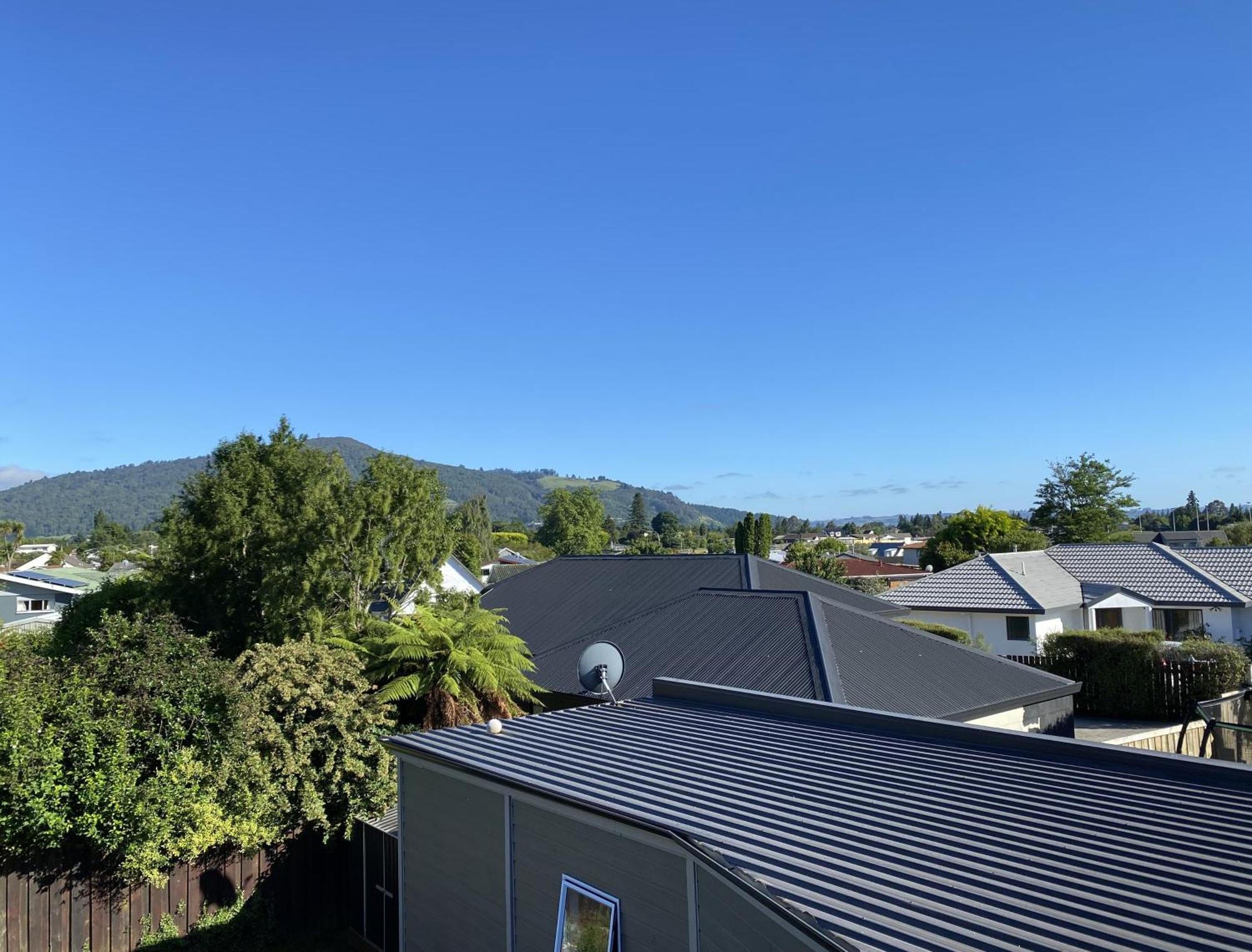 Spacious Retreat With Mountain View Rotorua Ngoại thất bức ảnh