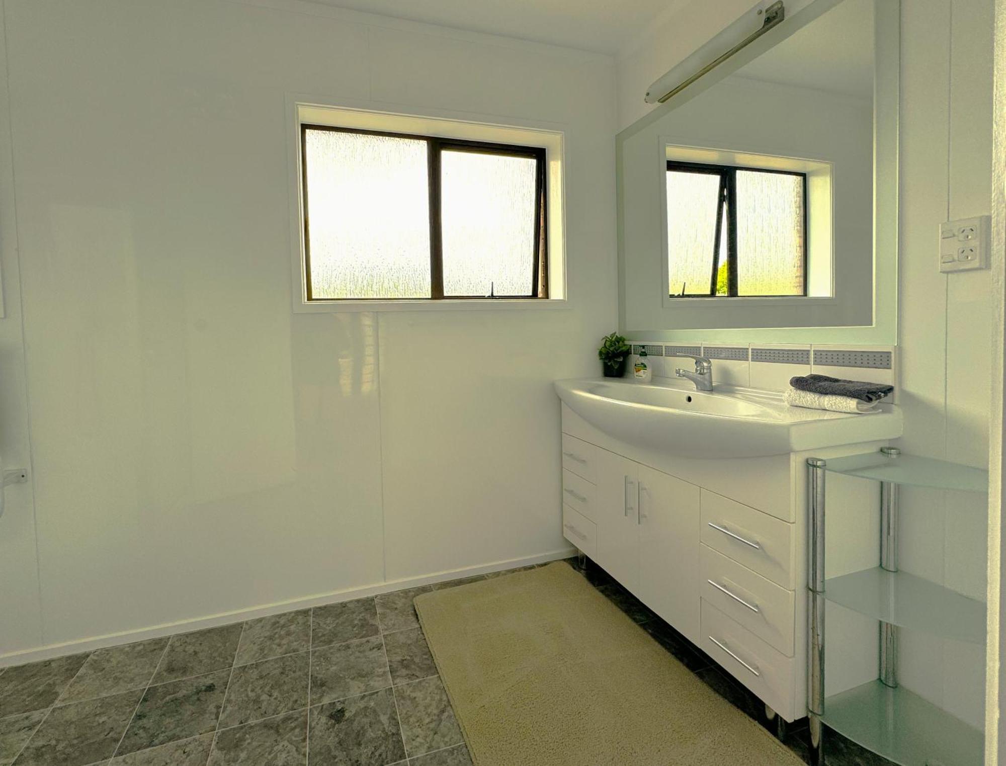 Spacious Retreat With Mountain View Rotorua Ngoại thất bức ảnh