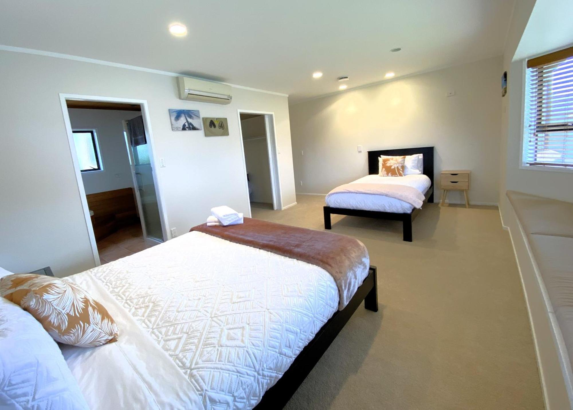 Spacious Retreat With Mountain View Rotorua Ngoại thất bức ảnh